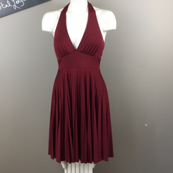 Soprano Dresses & Skirts - Burgundy wine pleated halter dress Soprano M